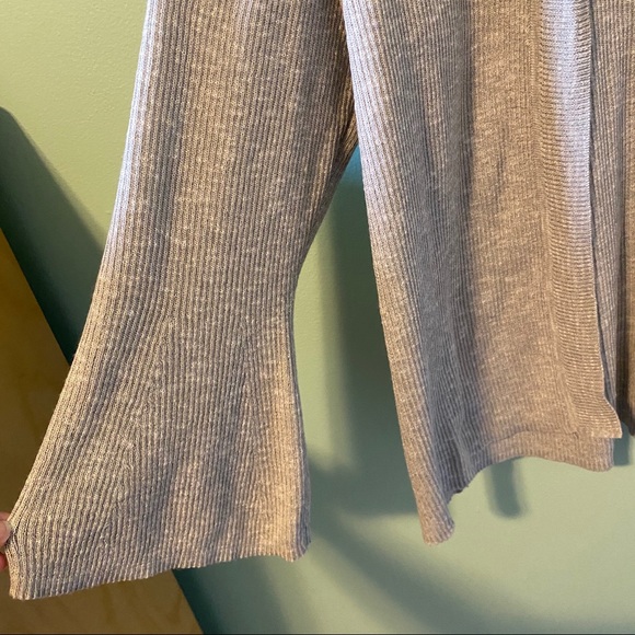 Grey Knit Flare Arm Cardigan - Picture 2 of 4
